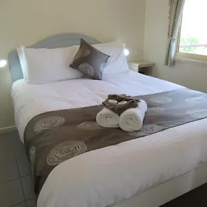 4* Holiday park Crystal Cascades