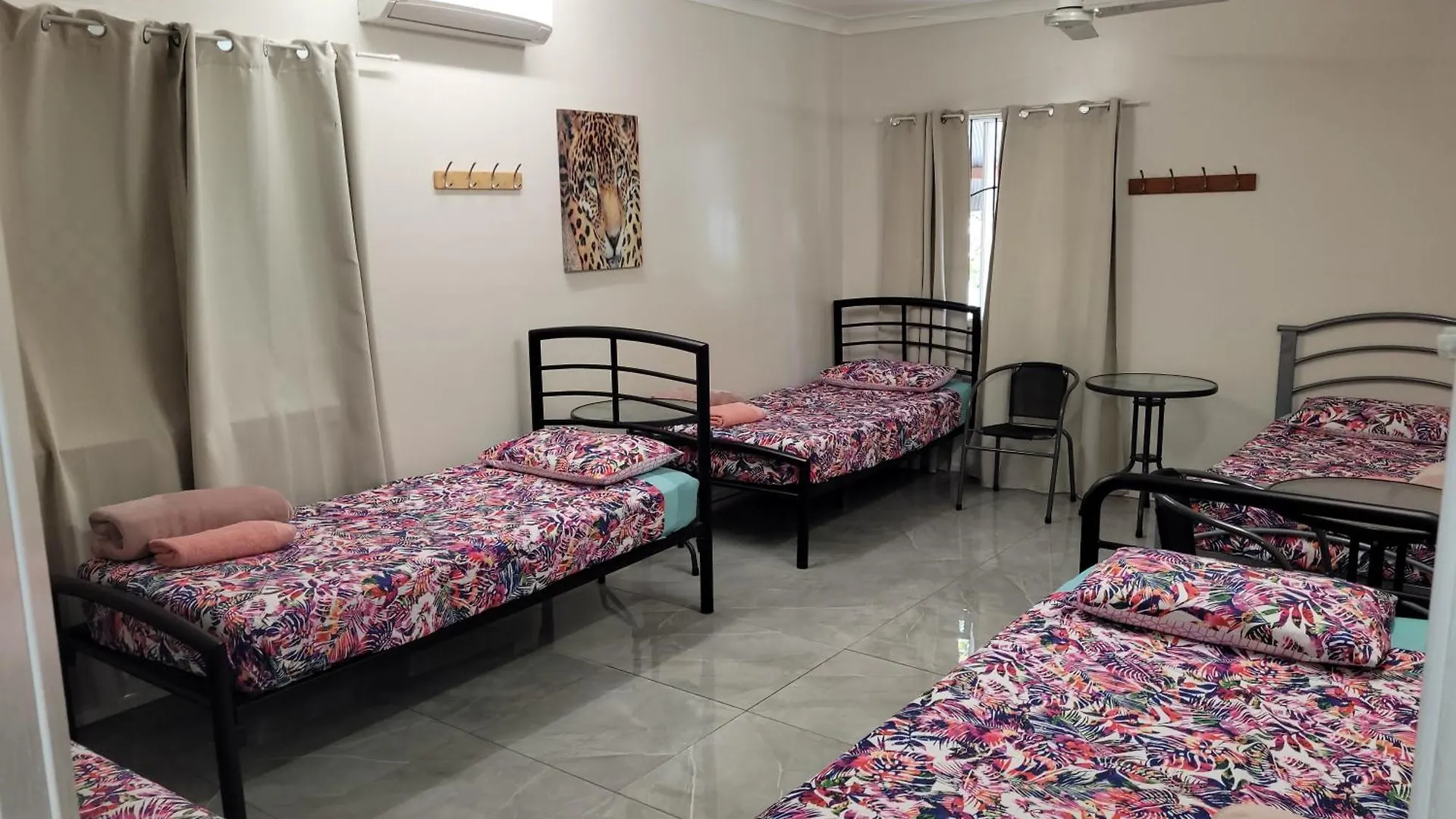 Travellers Paradise Cairns