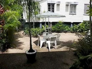 Hostel Travellers Paradise Cairns