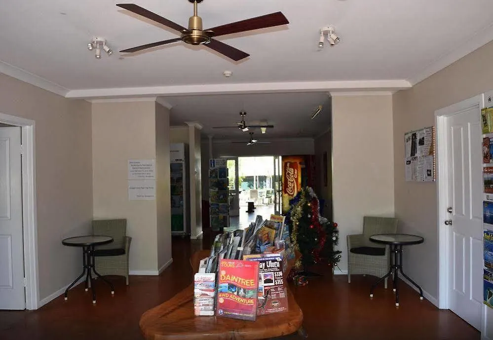 Hostel Travellers Paradise Cairns